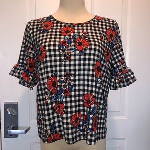 ⭐️3/$15 Haute Monde Floral Plaid Top Soft sz Med